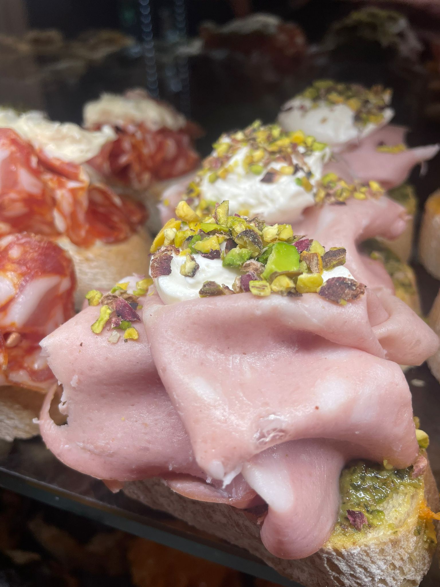 Mortadella e pistacchi, cicchetti veneziani